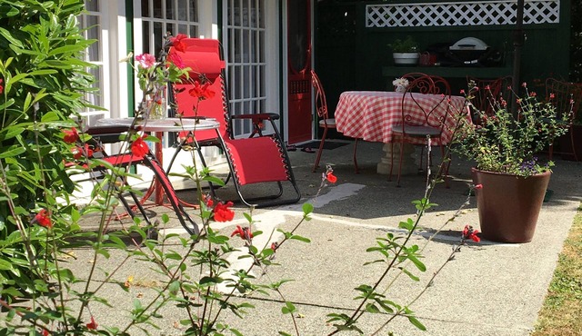 Heritage cottage set in an exceptional garden. One of a kind. 30 day minimum