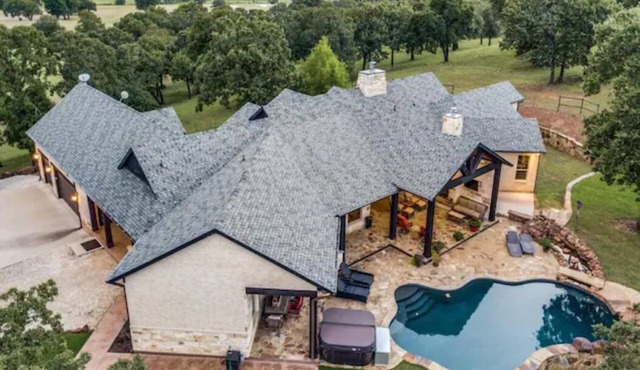 Hilltop Ranch-Pool in Valley View