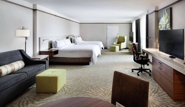 Hilton Garden Inn Montreal Airport