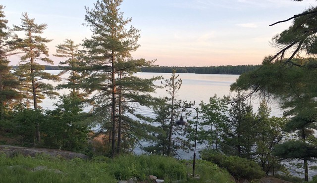 Historic cottage with expansive views over north Lake Jo.