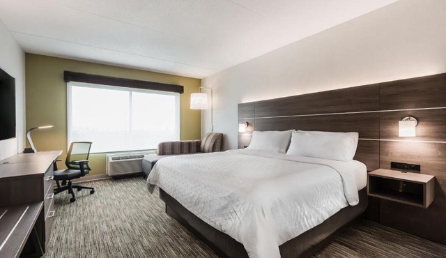 Holiday Inn Express & Suites - Welland