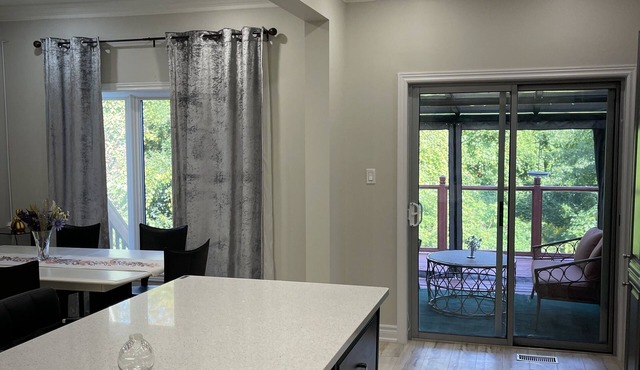 Home with Park View on Yonge St Newmarket
