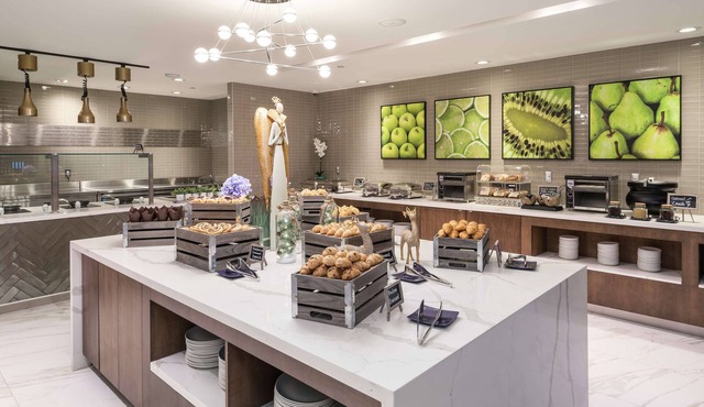 Homewood Suites by Hilton Ottawa Downtown