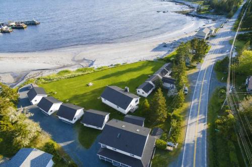 Hunts Point Beach Cottages - Cottage #2
