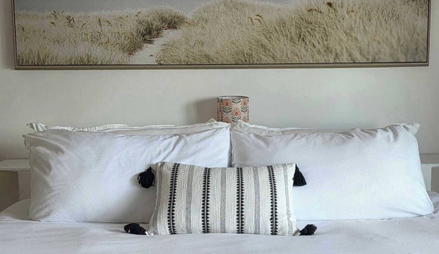 Hunts Point Beachside Suite #11