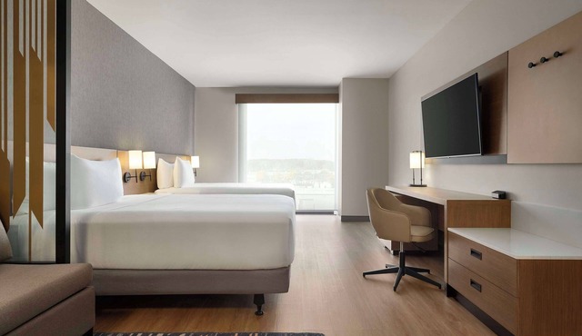 Hyatt Place Windsor