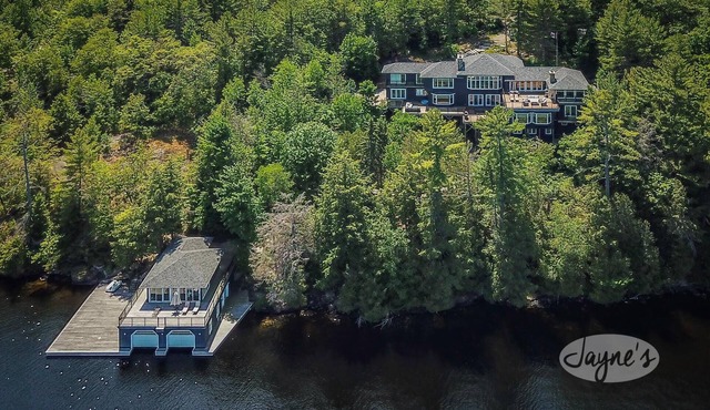 Incredible 9 bdrm, 9 bath, Tennis Court! Nanny Suite! Gym! Lake Muskoka!
