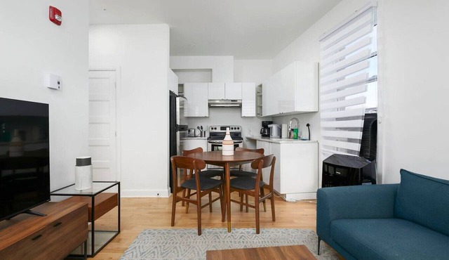 Inviting 2BR1B in Village Downtown
