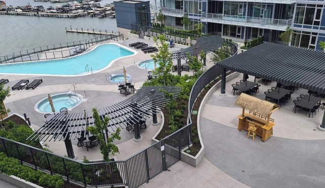 Kelowna Aqua Waterfront Rental