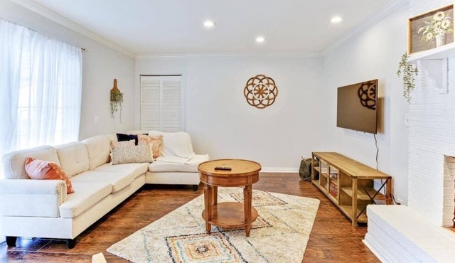 King Bed | Fully Equipped kitchen |Board Games! in Ogden