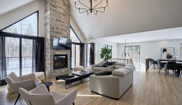 L'Evasion Mauricie - Private Spa - Sleeps 16