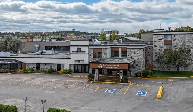 La Saguenéenne - Hôtel et Centre de Congrès