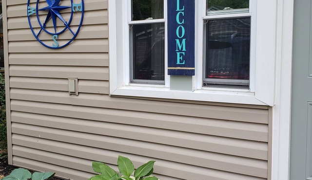Lake Erie Escape Cottage - escape and explore