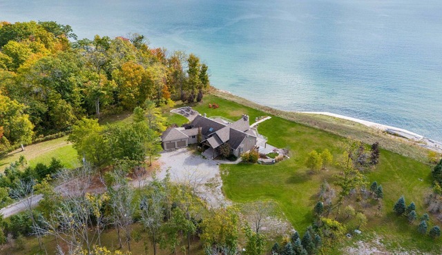 Lake Erie Lake House