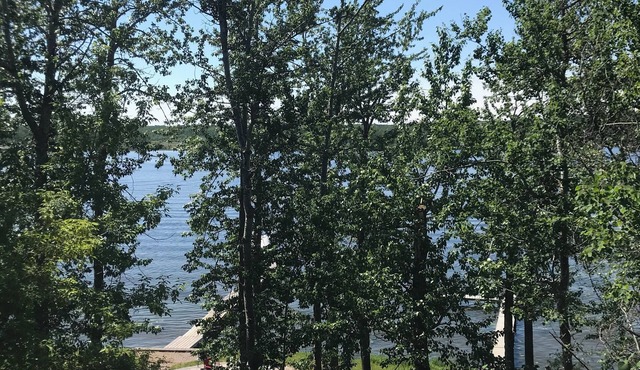 Lake Living! Enjoy the lake this summer!