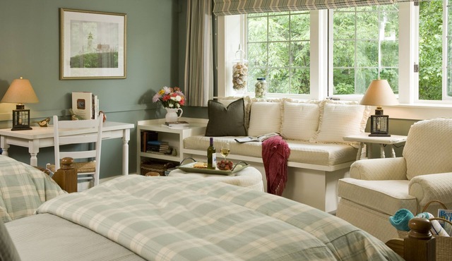 Lake Opechee Inn and Spa in Laconia