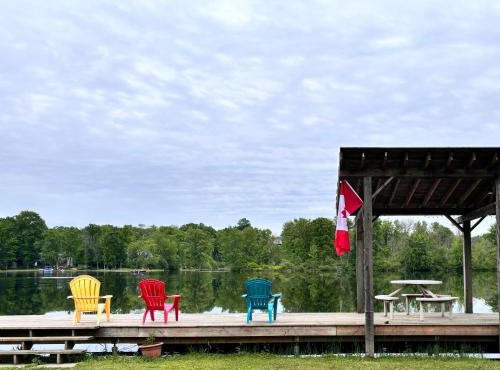 Lakefront Hideaway Resort 10 Total cabins-Lake View, Private Beach