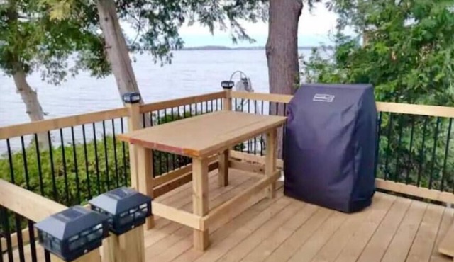 Lakeside Cottage Getaway South Shore Lake Scugog