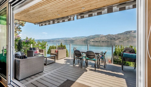 Lakeside Serenity Retreat #10