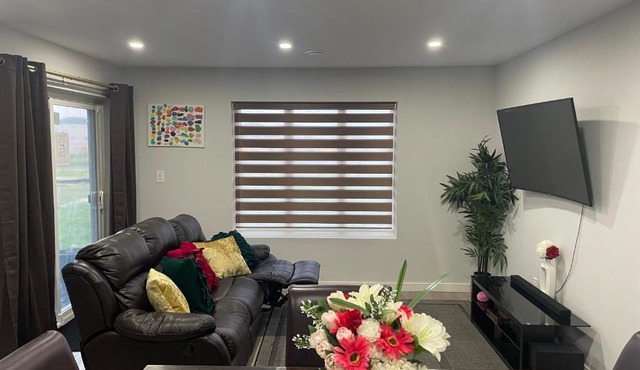 Lakeview 2Bedroom Walkout Suite with Trail View