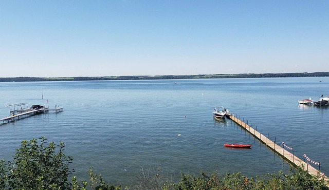 Lakeview Cottage 1 min to Sandy Beach