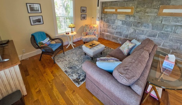 Lockmaster's House, Davis Lockstation, Parks Canada