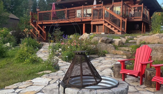 Log cabin in the Laurentians, Quebec