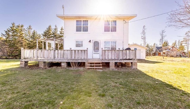 Love Shack at the Shore | Near Lakeside Beach