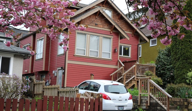 Lovely Home, Amazing Locale