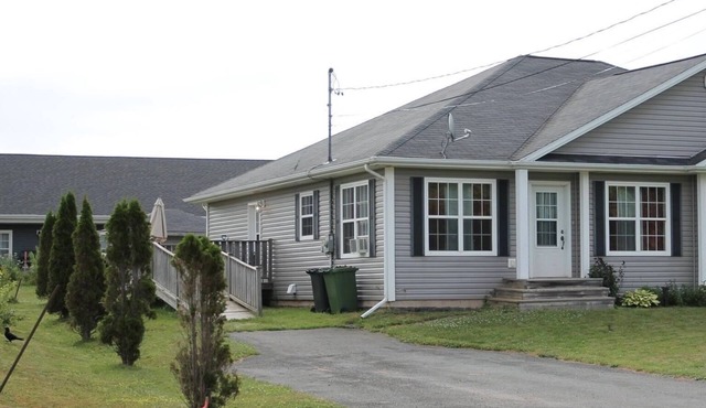 Lovely House Near Keppoch Beach