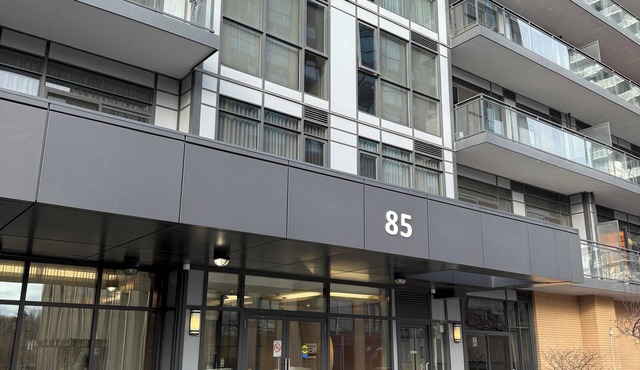 Luxurious apartment in North York