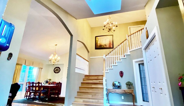 Luxurious, Cozy Villa in Great Vancouver close to White Rock/US border