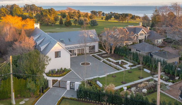 Luxurious, private home in Oak Bay. Mountain, ocean, and golf course views.