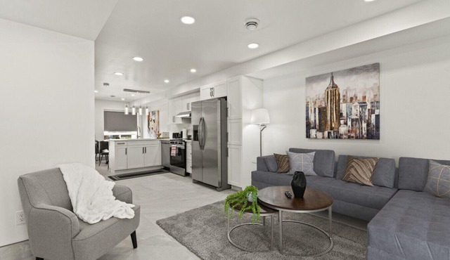 Luxury 171-6 Condos with Magnificent Lakeview