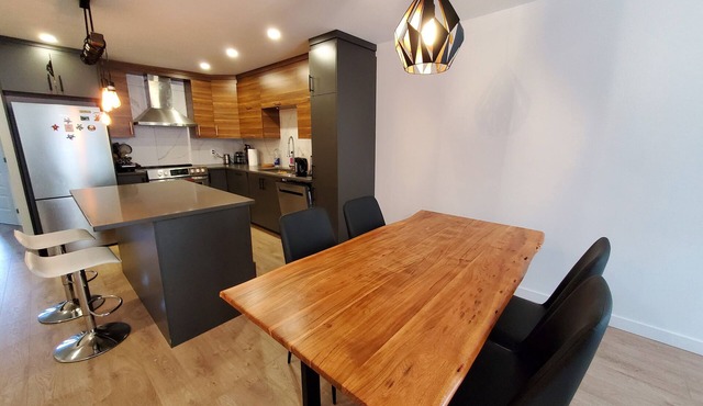 Luxury 2BR apt with stunning kitchen, near Olympic Stadium