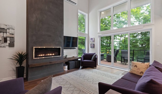 Luxury 3-bdrm condo in Bromont (P5) in quiet area with EV parking