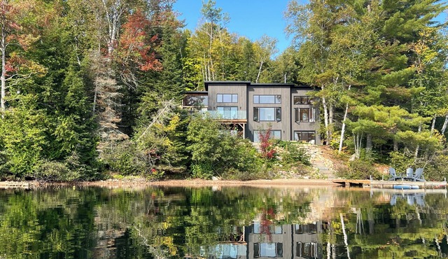 Luxury 4 bedroom - Papineau Lake - Bancroft, Barry's Bay, Algonquin-4 season