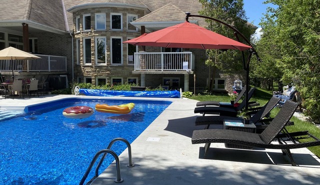 Luxury 7000 sq ft Lakefront Home with Hot Tub, Sauna, and Pool