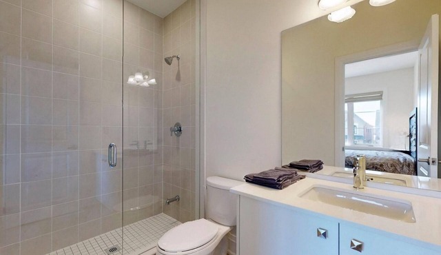 Luxury family home in a quiet neighborhood near Wonderland and Toronto
