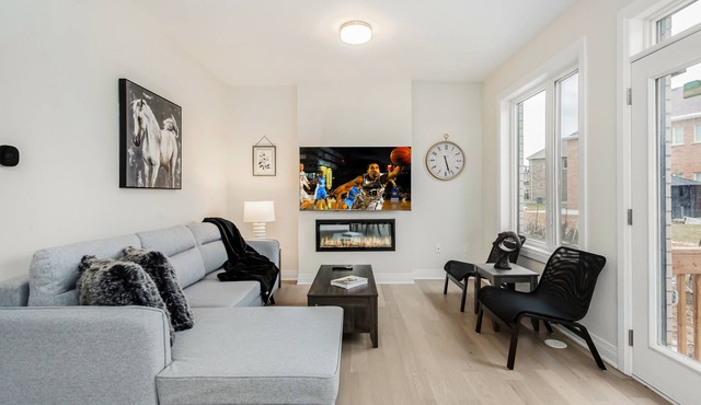 Luxury Home in Oakville