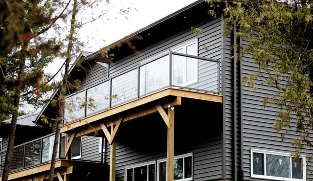 Luxury retreat in Trent River, Ontario - Three Fires Chalet