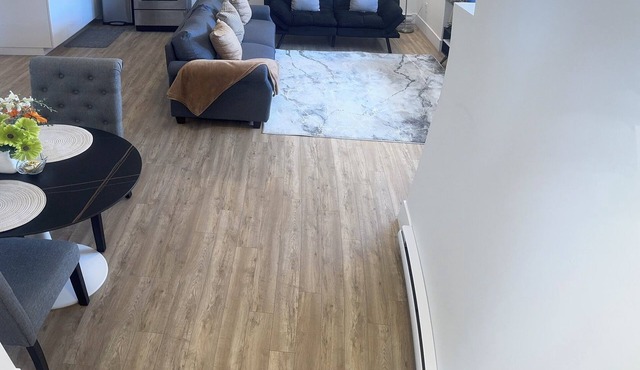 Luxury Suite in Bristol Riverview. Avenir Centre - 6 minutes.