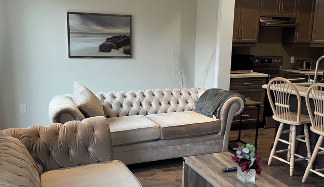 Luxury Townhouse Getaway in Hamilton