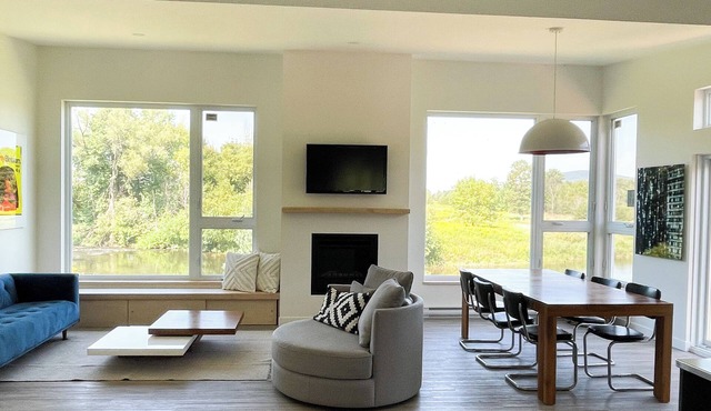 Magnificent completely refurbished house in Bromont