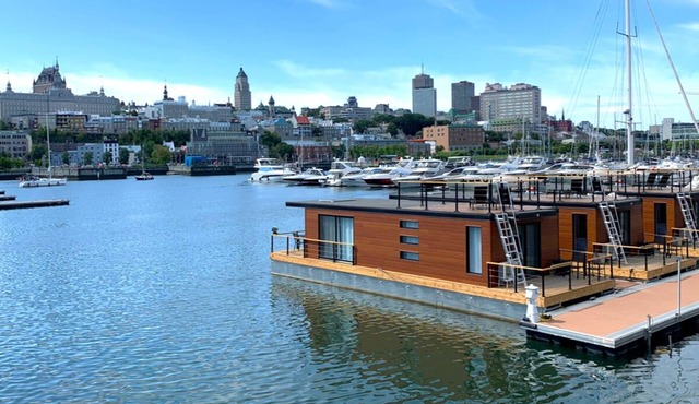 Marina Port de Québec 1 - Maison flottante