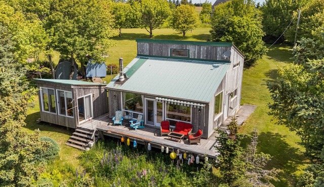 Megvy: Oceanfront PEI Beach House with Gazebo, Deck & Private Beach Access