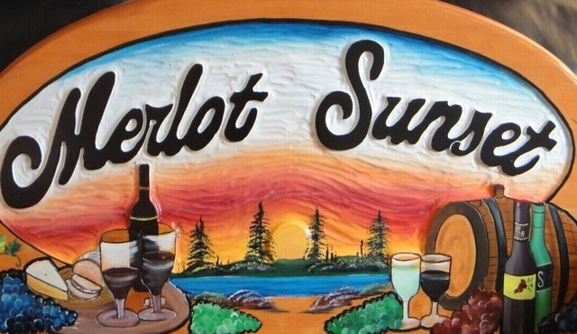 MERLOT SUNSET-SPA Pckg-O/Nite+BONUS Gourmet Dinner FREE Glass of Wine