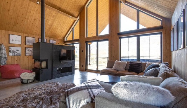 Mira - 5 bedrooms - 23 people