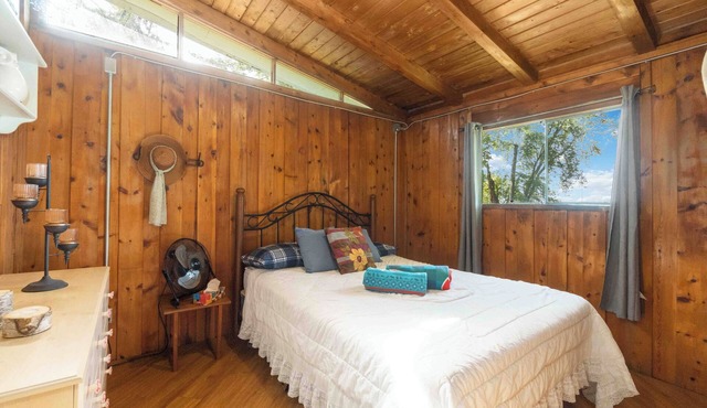 Mississippi Lake Lovely on the water 3 Bedroom Cottage. Pet Friendly!