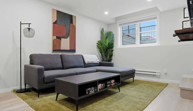 Modern 1BR South Health Campus Free Parking